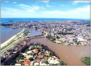 aerial-view-of-macae-photo-from-the-macae-prefeitura Aerial view of Macaé, photo by the Macaé Prefeitura.