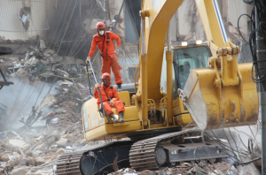 Rescue work on the multiple building collapse in Rio de Janeiro, Brazil News