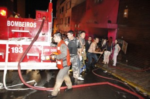 Club Fire Kills 245 in Southern Brazil, Brazil news